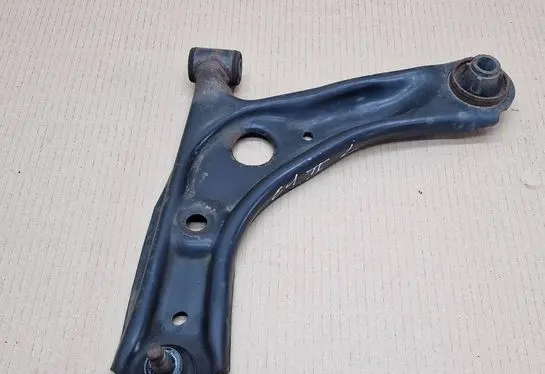 Citroen C1 Front lower control arm/wishbone 