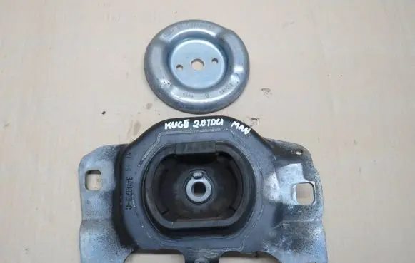 Ford Kuga II Gearbox mount F1F17M121JB