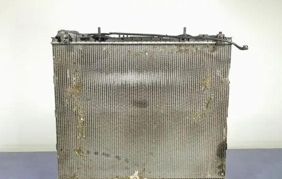 Coolant radiator