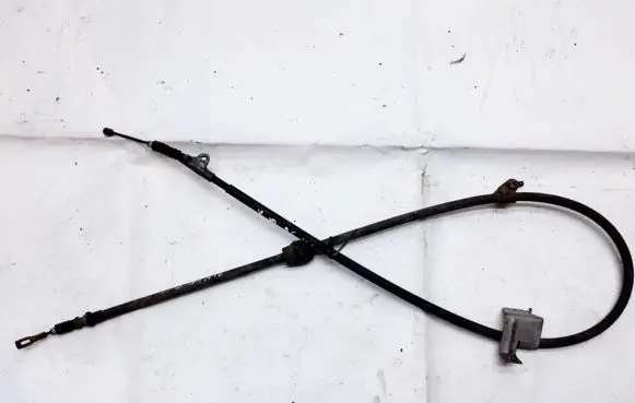 Handbrake/parking brake wiring cable