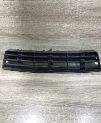 Audi A6 S6 C5 4B Front bumper lower grill 4b0807683g