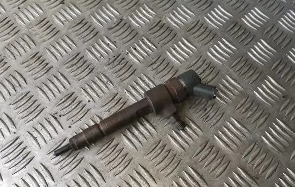 Alfa Romeo 166 Fuel injector 0445110068