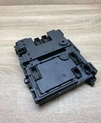 Citroen C5 Central body control module 