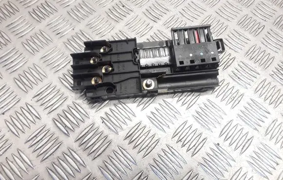 Mercedes-Benz E W211 Fuse module 2115452301