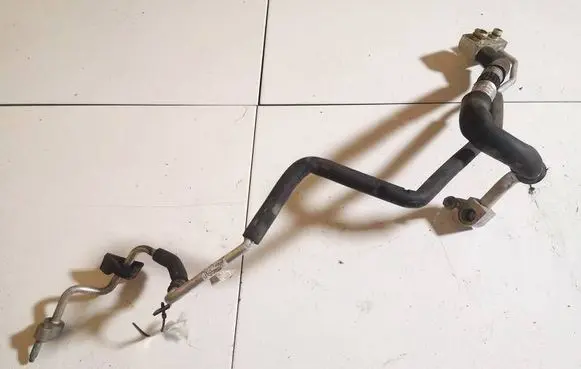 Jaguar XF Air conditioning (A/C) pipe/hose 