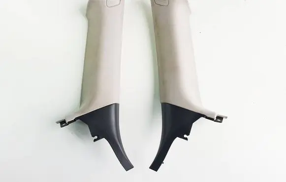 Subaru Legacy (B) pillar trim (top)