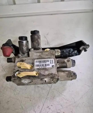 BMW 7 E65 E66 Active stabilizer control/valve assembly 6781487 H96608030
