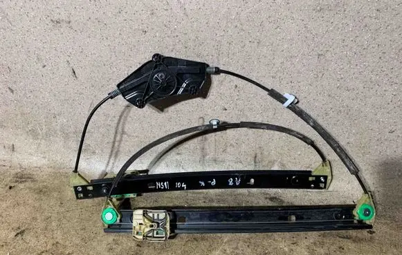 Audi A8 S8 D4 4H Front door electric window regulator 4H0837461B
