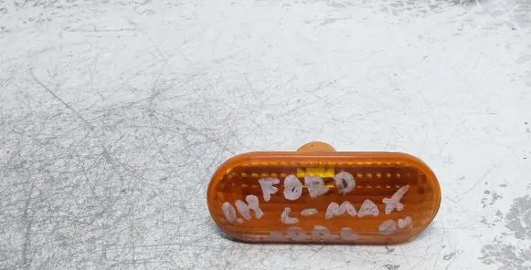 Ford Focus C-MAX Front fender indicator light 2S6A13K354AD