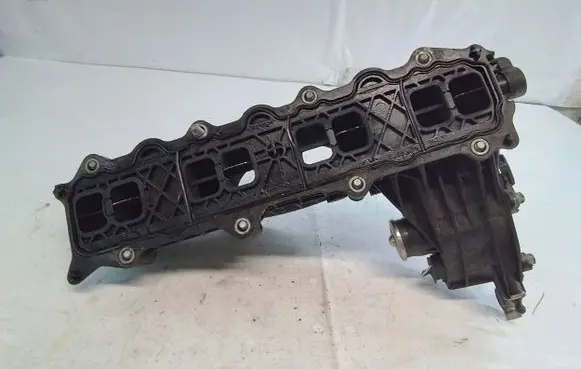 Mercedes-Benz C W205 Intake manifold A6510900037 00323
