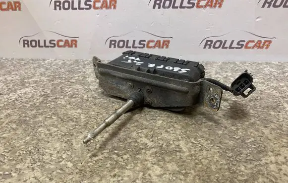 Volvo S80 Headlight wiper motor 0390206210