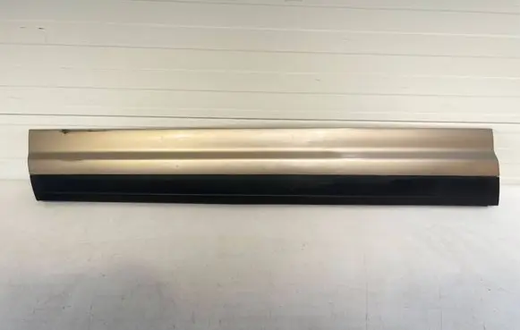 Porsche Cayenne (92A) Front door trim (molding) 7P5837787S