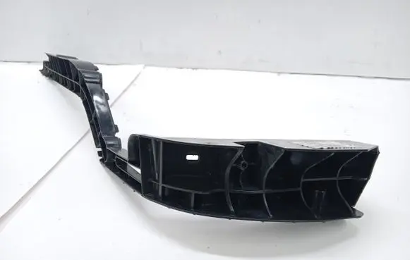 Volkswagen PASSAT B7 Rear/tail light trim molding 3AE807394A