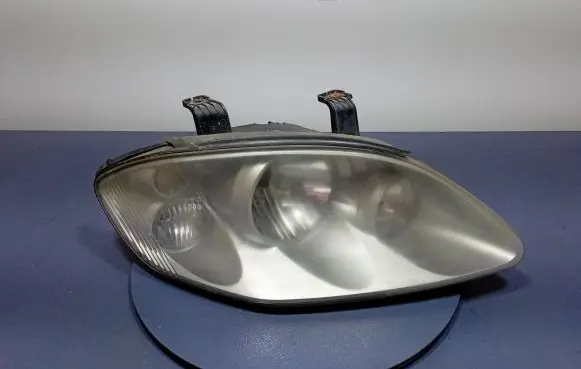 SsangYong Rodius Headlight/headlamp