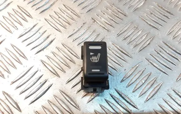 Nissan Pathfinder R51 Seat heating switch
