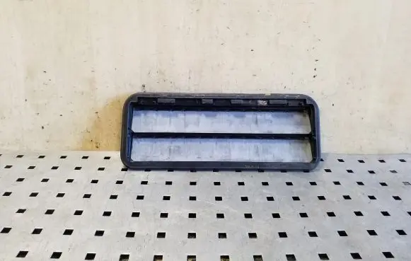 Ford Ranger Quarter panel pressure vent AB3915280B62AA