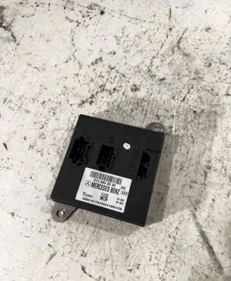 Mercedes-Benz E W211 Comfort/convenience module 2115450532