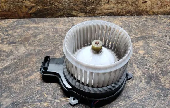 Chevrolet Malibu Heater fan/blower AY6030 02B14