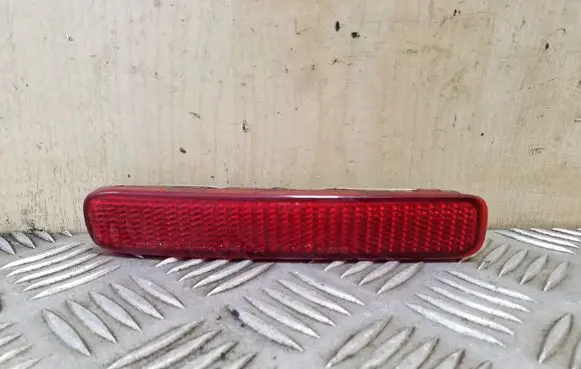 Toyota Corolla Verso AR10 Rear tail light reflector
