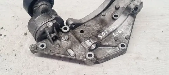 Peugeot 308 Generator/alternator bracket 9682367380