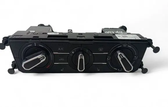 Volkswagen T-Roc Interior fan control switch 2G1820045N