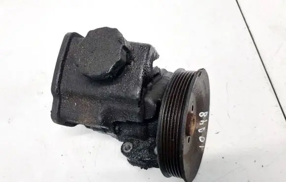 Mercedes-Benz Sprinter W906 Power steering pump