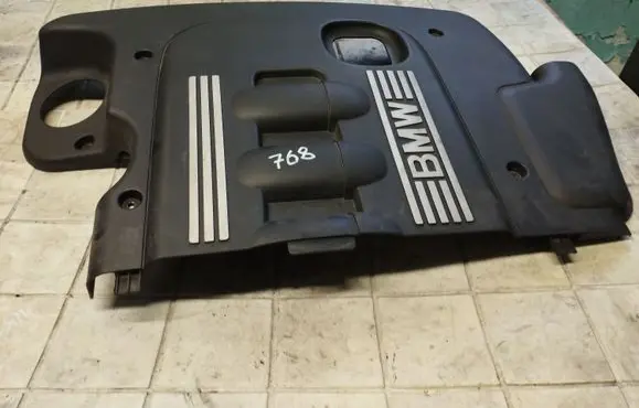 Engine cover (trim)