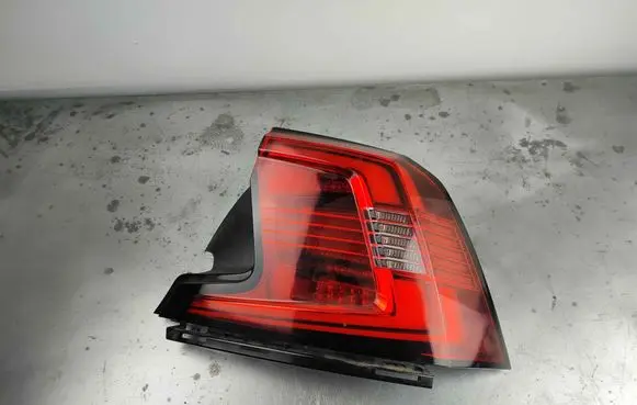 Volvo S90, V90 Rear/tail lights 31108926 32228334