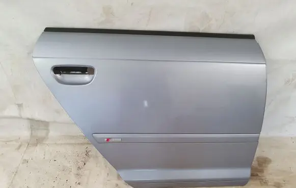 Audi A3 S3 8P Rear door