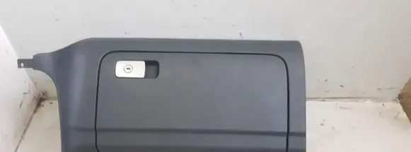 Volkswagen Golf V Glove box 1K1857290