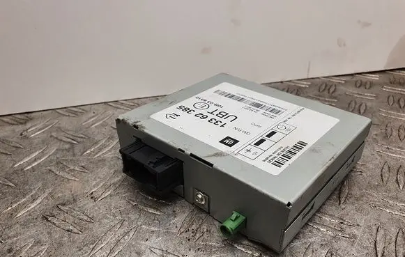 Opel Zafira C Antenna control unit 13362385