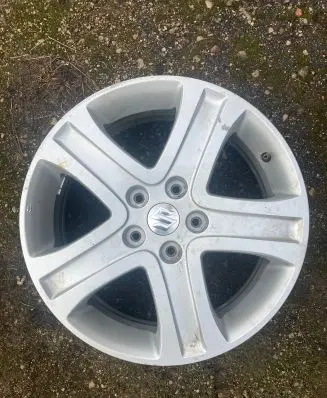 Suzuki Grand Vitara II R17 alloy rim 