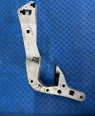 BMW X7 G07 Gearbox mounting bracket 22328486998 8486998