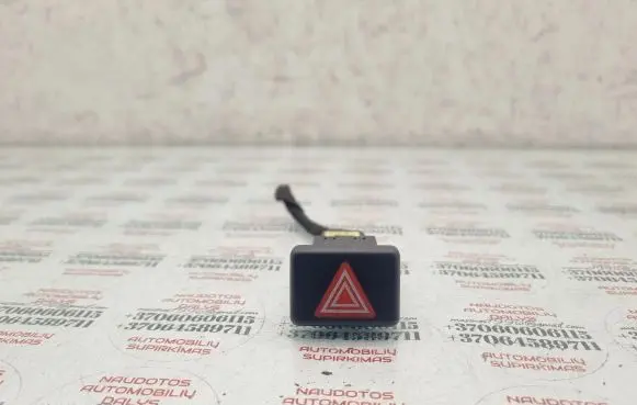 Audi A4 S4 B7 8E 8H Hazard light switch 8E0941509