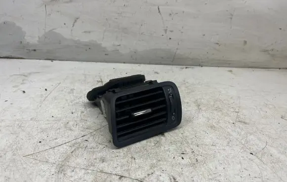 Volkswagen PASSAT B6 Dashboard side air vent grill/cover trim 3C1819701E