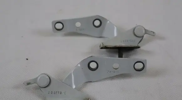 Honda CR-V Tailgate/trunk/boot hinge ACM100