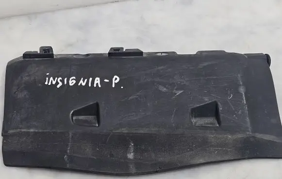 Opel Insignia A Radiator trim 55561769