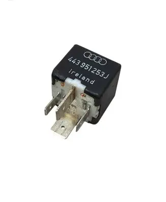 Audi A4 S4 B5 8D Other relay 443951253J 899511