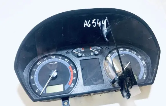 Skoda Fabia Mk1 (6Y) Speedometer (instrument cluster) 6y0920881e 110080253
