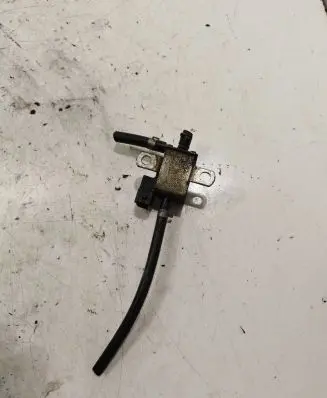 Land Rover Discovery Turbo solenoid valve 72257200