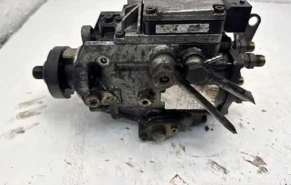 Opel Zafira A Fuel injection high pressure pump 0470504011 13045 09158202