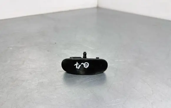 Audi Q7 4M Windshield washer spray nozzle 4M0955988