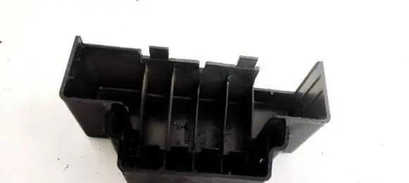 Opel Zafira B Fuse box cover 13129783 74338300