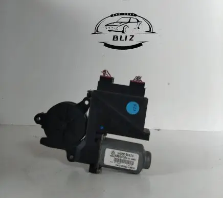 Volkswagen Polo IV 9N3 Front door window regulator with motor 6Q2959802A VW240DDCSRFM 400645DV
