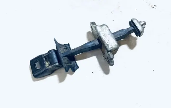 Skoda Octavia Mk2 (1Z) Rear door check strap stopper 1z0839249