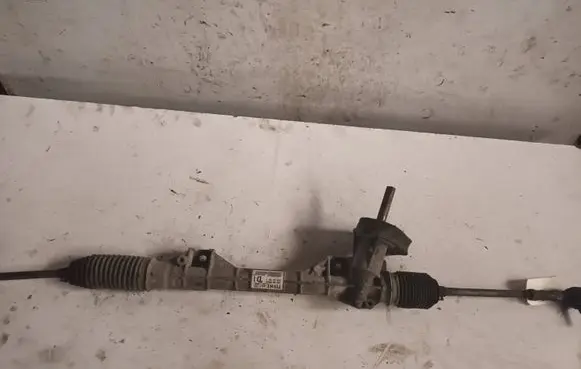 Renault Twingo II Steering rack 8200465709 6900000882 6008820002535