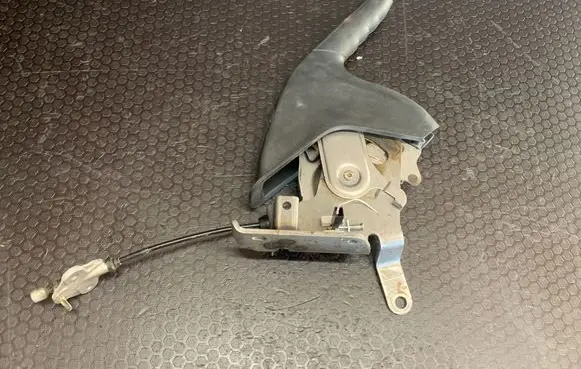 Ford Fiesta Hand brake release handle 8V512780AJW D11BE244 190210N
