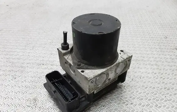 Volkswagen Polo ABS Pump 6Q0907379AA