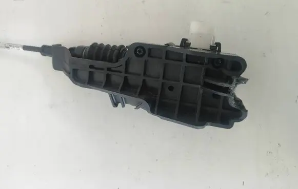 Tesla Model 3 Engine bonnet/hood lock/catch 150039800H 21056A