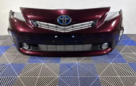 Toyota Prius+ (ZVW40) Front bumper